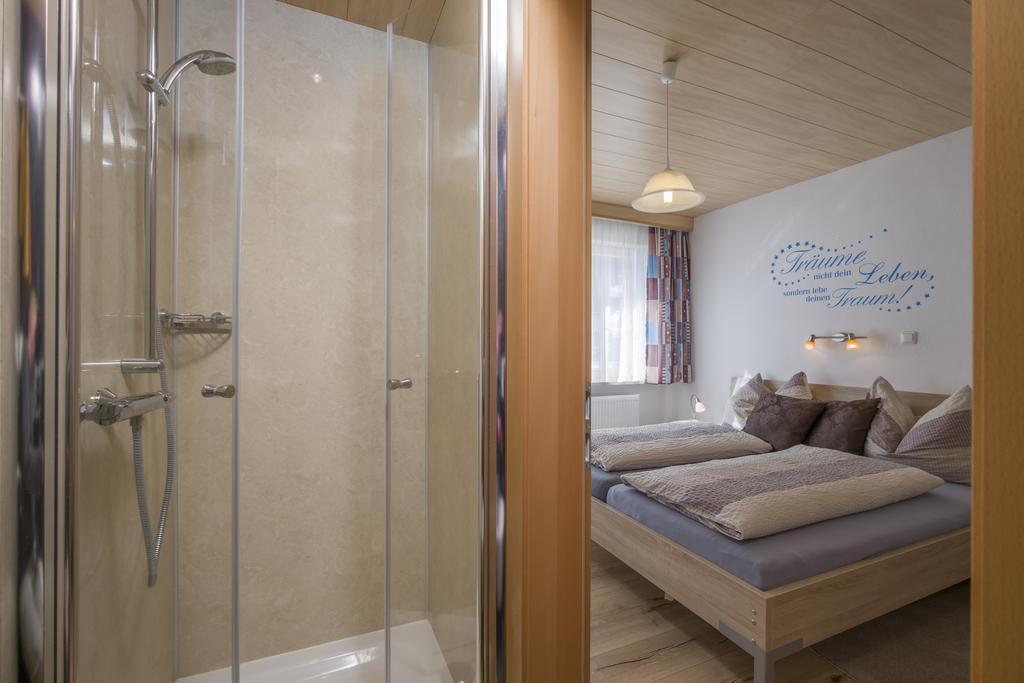 Haus Enzian Hotel Thiersee Exterior photo